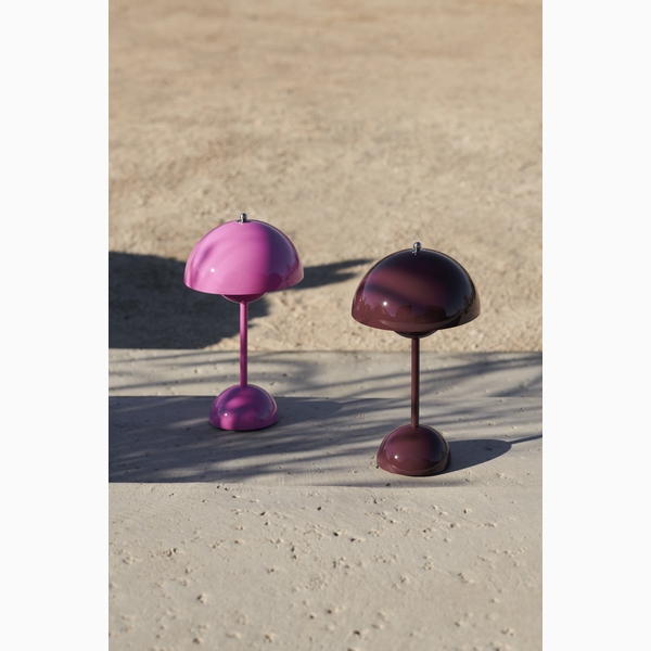 Flowerpot VP3 Table Lamp Dark Plum - &Tradition - Buy online
